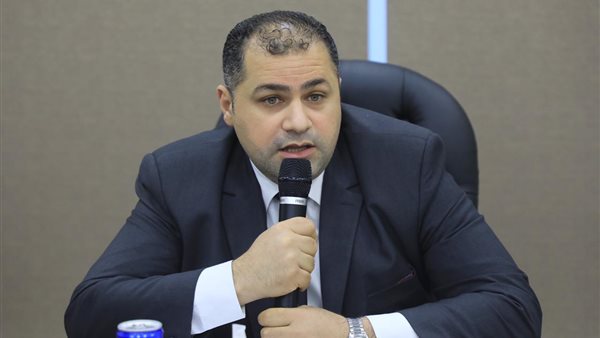 الدكتور حسن هجرس