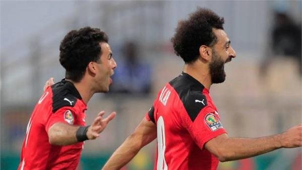 محمد صلاح وزيزو 