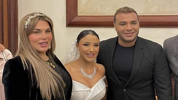 رامي صبري وشقيقته