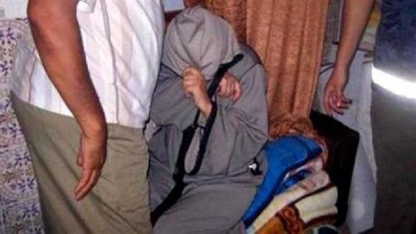 سيدة - ارشيفية