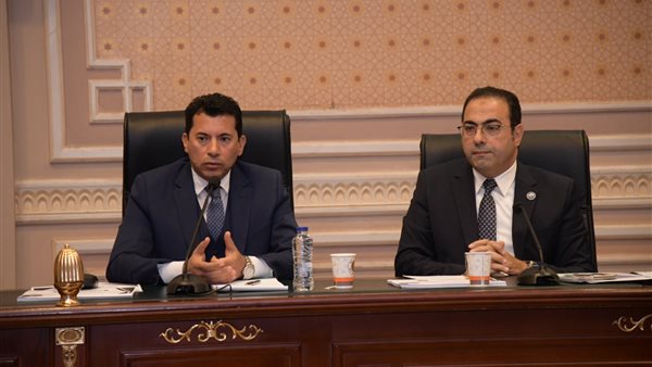 اجتماع لجنة الشباب