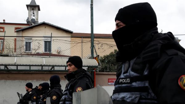 عناصر من الشرطة التركية