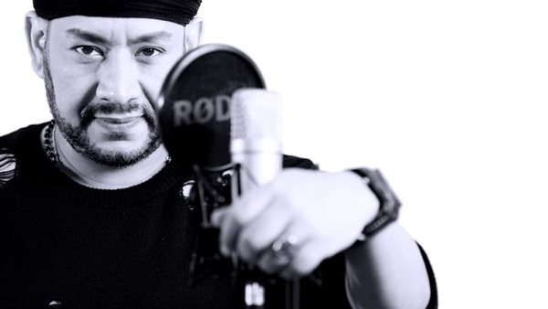 عصام كاريكا 