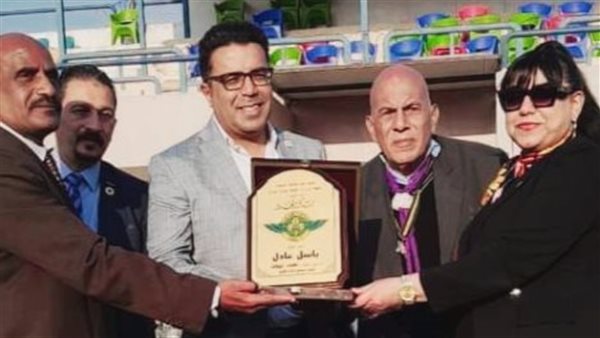 الدكتور باسل عادل