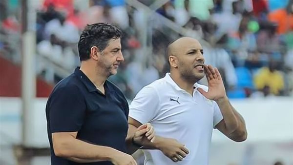 أيمن عبد العزيز وفيتوريا