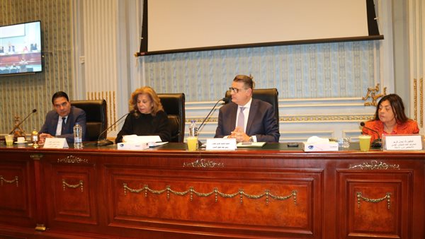 اجتماع لجنة حقوق