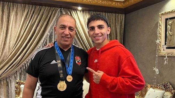 كوكا ووالده 