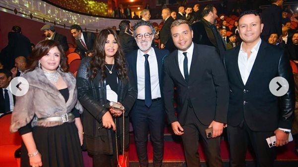 إلهام شاهين ونجوم