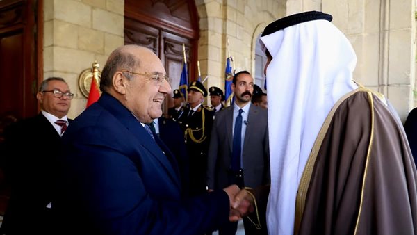 رئيس الشيوخ يستقبل