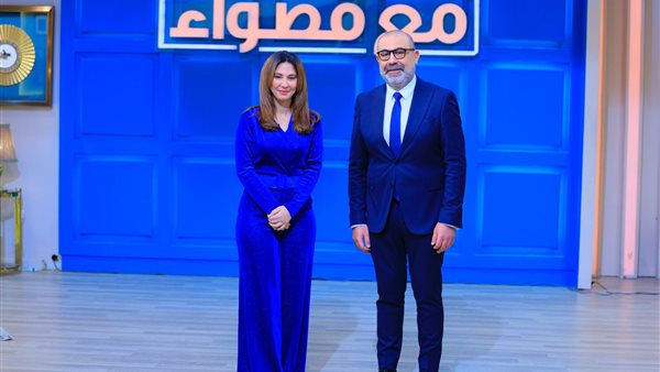 ألبرت شفيق مع قصواء