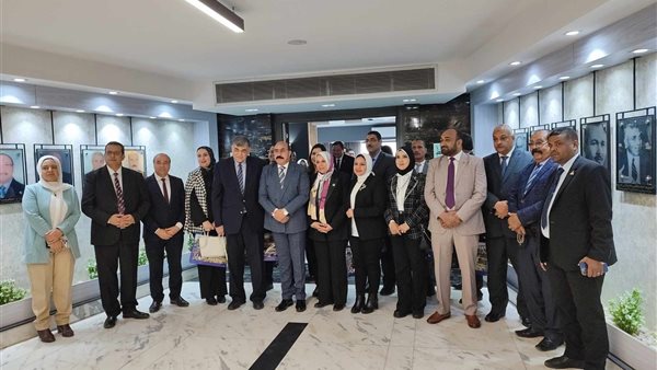 وفد لجنة الصحة بمجلس