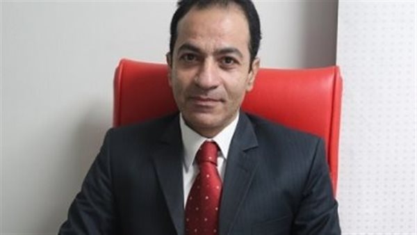 استاذ استثمار