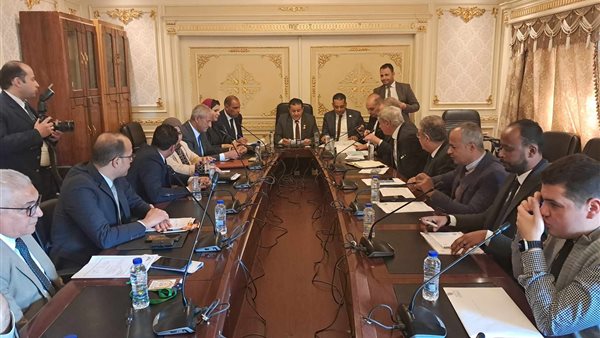 لجنة الصناعة بمجلس