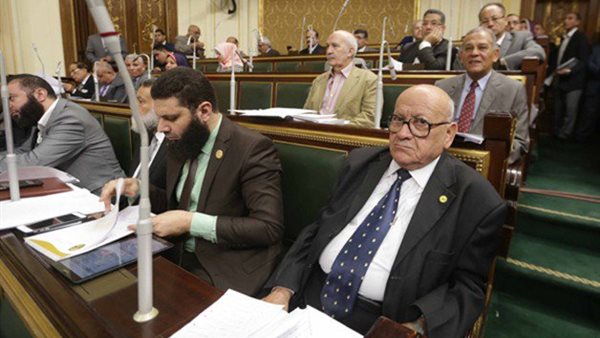 عبد المنعم العليمى