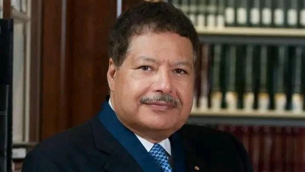 العالم أحمد زويل