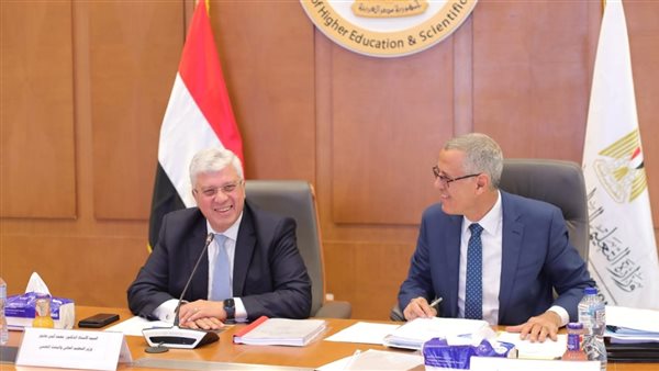 وزير التعليم العالى