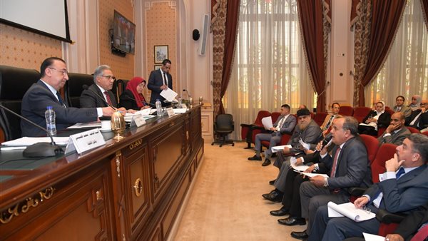 اجتماع لجنة الإدارة