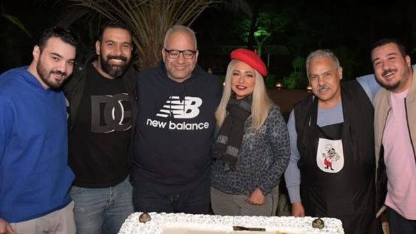 ليلي علوي وصناع فيلم