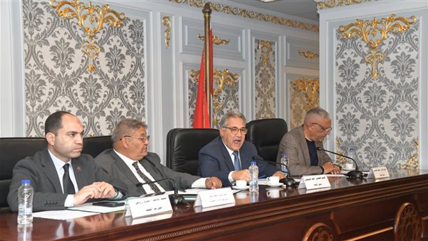 اجتماع لجنة الإدارة