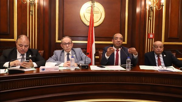 لجنة الصحة بمجلس