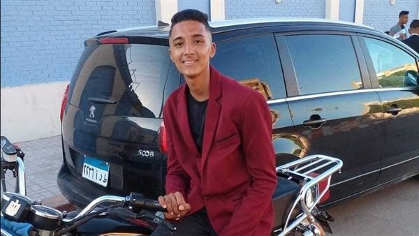 طالب المولد بقنا