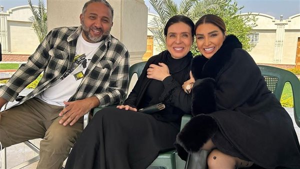 دينا في مسلسل سر