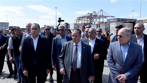 الإفراج الجمركى عن