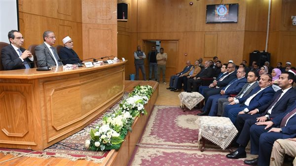 محافظ الفيوم