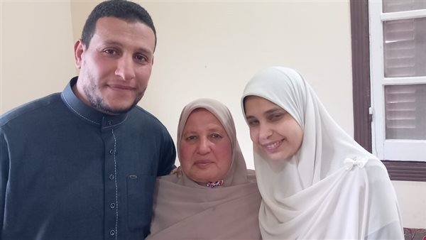 الأم المثالية مع