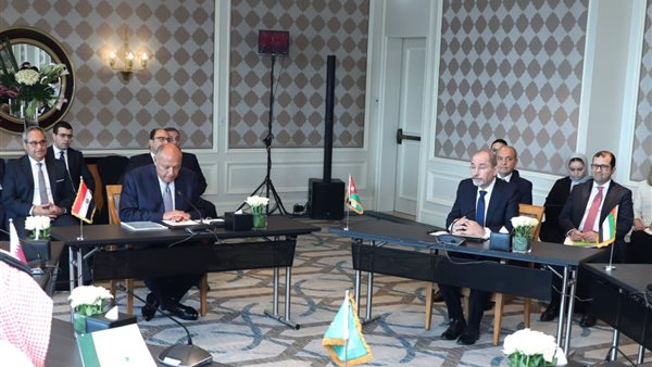 انطلاق اجتماع وزراء