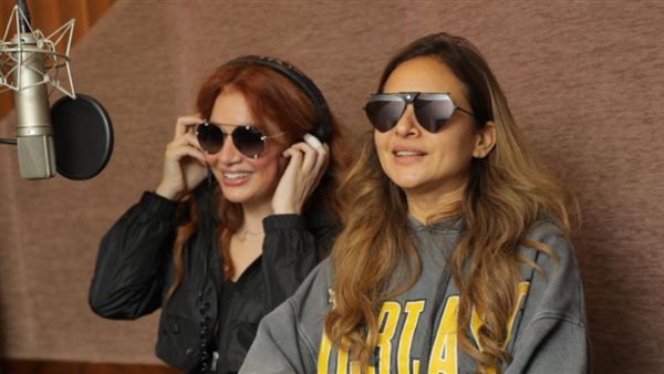 نوال عبد الشافي ونيللي