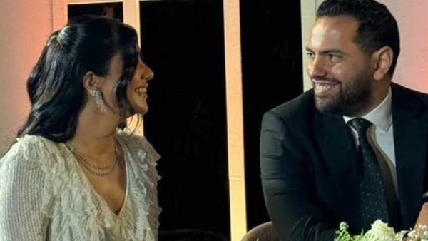 ريم سامي تحتفل بعقد