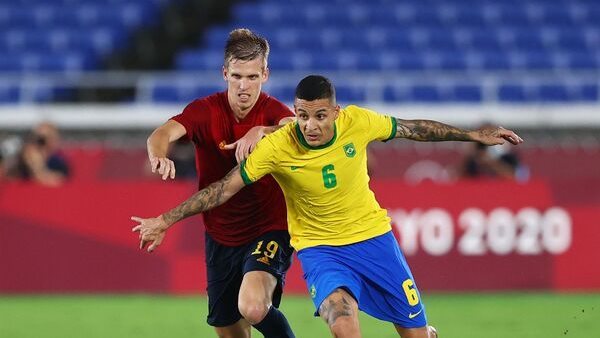 إسبانيا والبرازيل