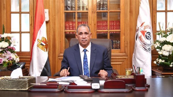 نقيب المحامين