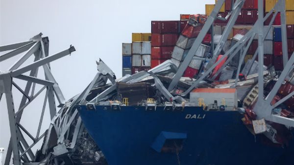 السفينة دالي التى