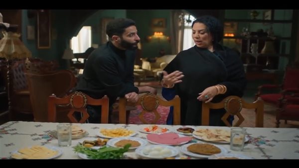 مسلسل ب 100 راجل