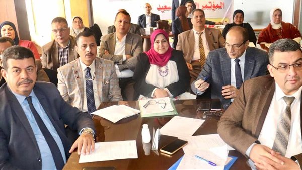 لقاءً توعوياً لمديرى