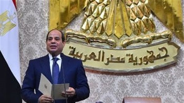 الرئيس السيسي أثناء