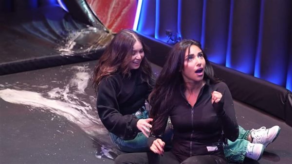 آية سماحة وهاجر السراج