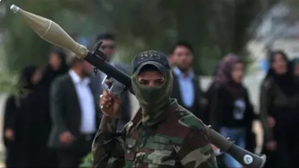 فرد تابع لمليشيات