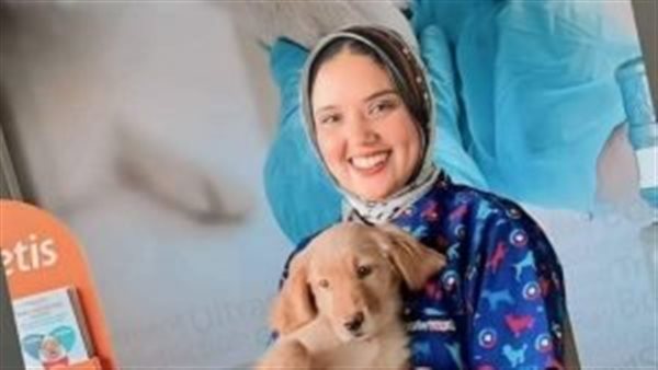 طالبة التجمع تسنيم