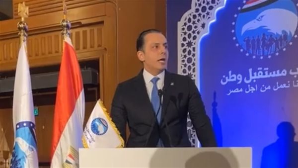 النائب أحمد عبدالجواد