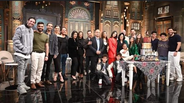 أسرة مسلسل كامل العدد