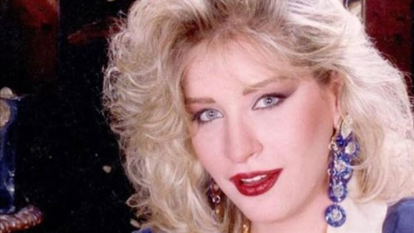 الفنانة شيرين سيف