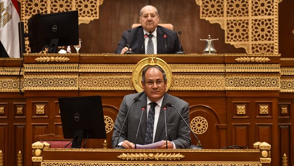  رئيس مركز البحوث