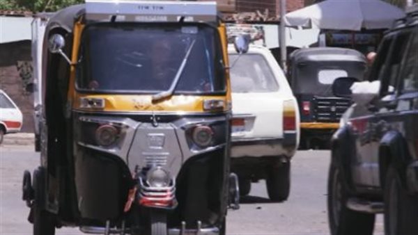 توك توك - أرشيفية