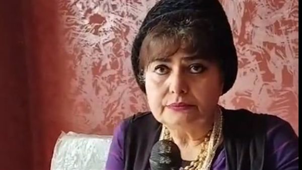 الفنانة هندية