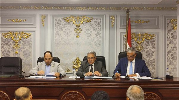 اجتماع لجنة الإدارة