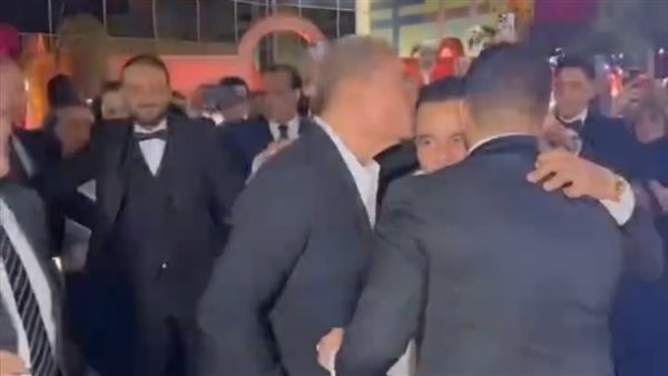 عمرو دياب ومحمد حماقي