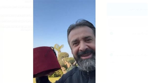 الفنان كريم عبد العزيز